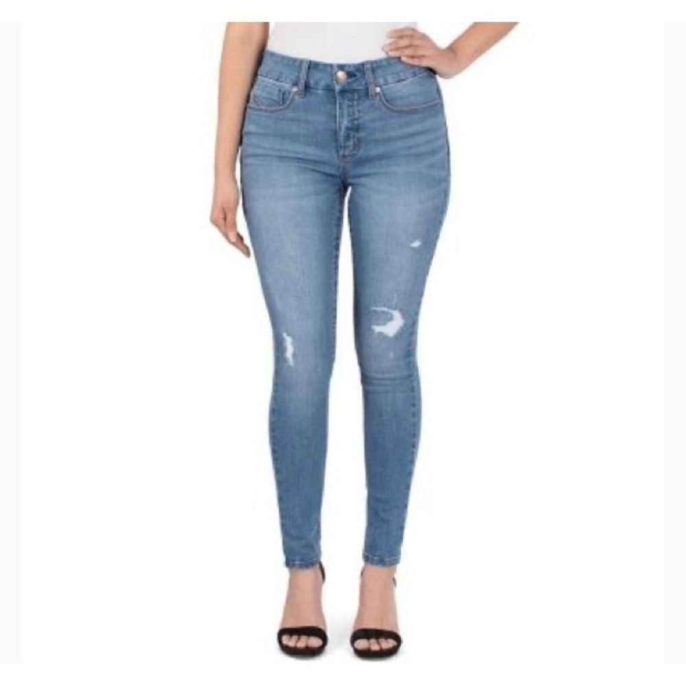 Seven7 Tummyless High Rise Light Wash Skinny Jeans Size 10 NWT